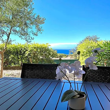 Residence, 4* Calvi (Corsica)
